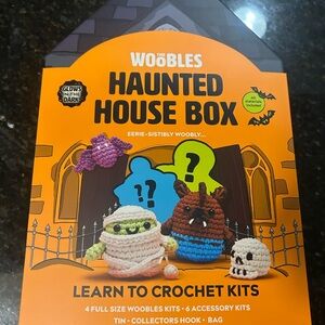 The Woobles Haunted House Box Crochet Kit - Orange